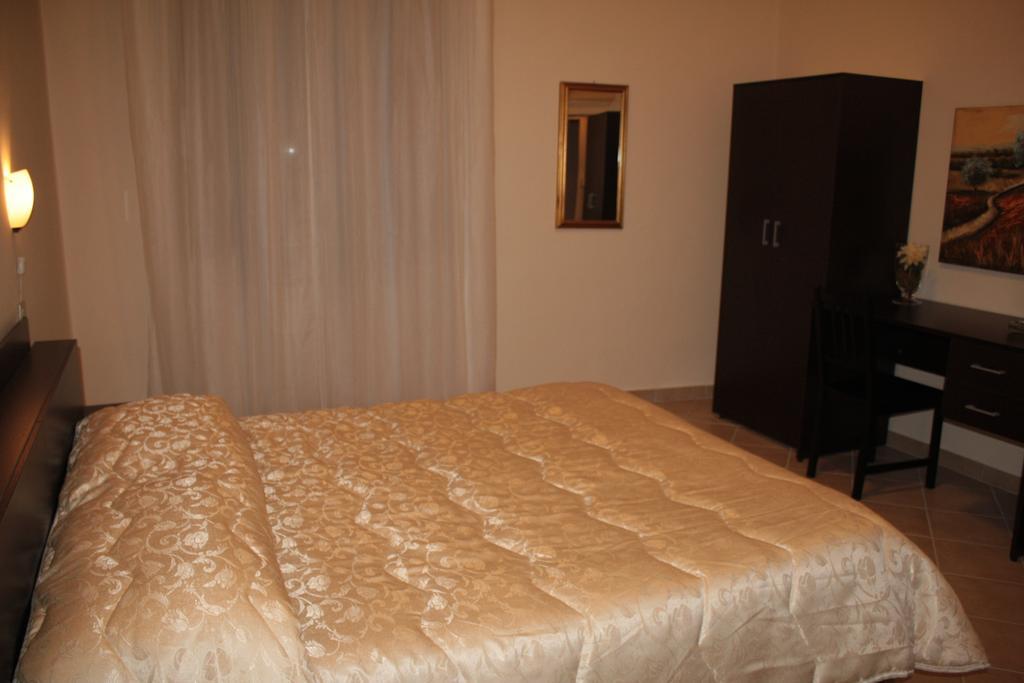 Guest House Roma Prato Zimmer foto